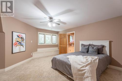 15 Turtle Lake Drive, Halton Hills, ON - Indoor Photo Showing Bedroom
