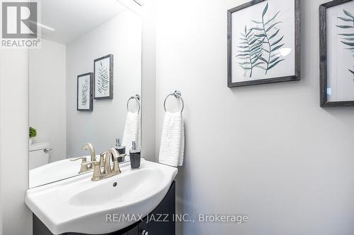 #407 -460 Lonsberry Dr, Cobourg, ON - Indoor Photo Showing Bathroom