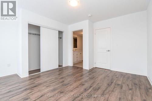 1724 Pleasure Valley Path, Oshawa, ON - Indoor Photo Showing Other Room