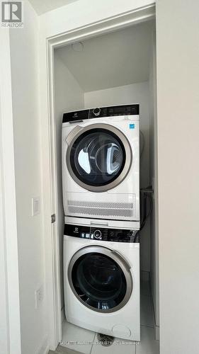 3308 - 55 Cooper Street, Toronto, ON - Indoor Photo Showing Laundry Room