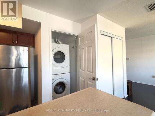 22 - 200 Mclevin Avenue, Toronto, ON - Indoor Photo Showing Laundry Room