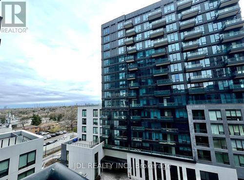 #703 -8868 Yonge St, Richmond Hill, ON - Outdoor With Facade