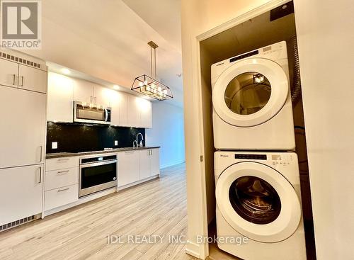 #703 -8868 Yonge St, Richmond Hill, ON - Indoor Photo Showing Laundry Room