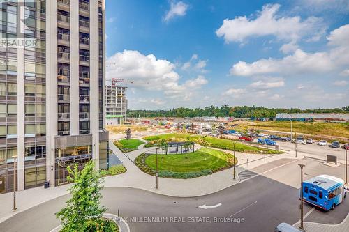 421 - 9075 Jane Street, Vaughan, ON - Outdoor With View