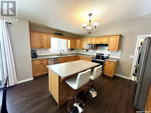 626 Memorial Drive, Spiritwood, SK - Indoor Photo Showing Kitchen With Double Sink