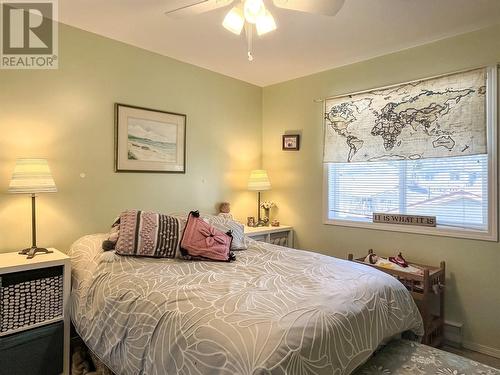 14008 Victoria Road Unit# 18, Summerland, BC - Indoor Photo Showing Bedroom