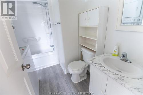 12969 Longwoods Road, Thamesville, ON - Indoor Photo Showing Bathroom