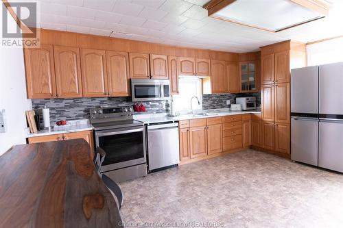 12969 Longwoods Road, Thamesville, ON - Indoor Photo Showing Kitchen