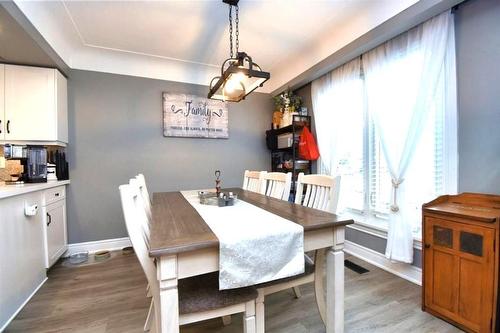 3 Pleasant Avenue, Hamilton, ON - Indoor Photo Showing Dining Room