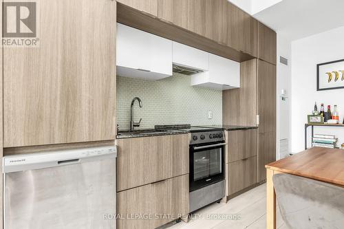 4104 - 159 Dundas Street E, Toronto, ON - Indoor Photo Showing Kitchen With Upgraded Kitchen