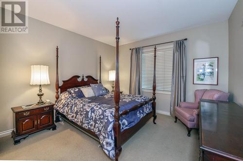 4528 Gallaghers Edgewood Drive, Kelowna, BC - Indoor Photo Showing Bedroom