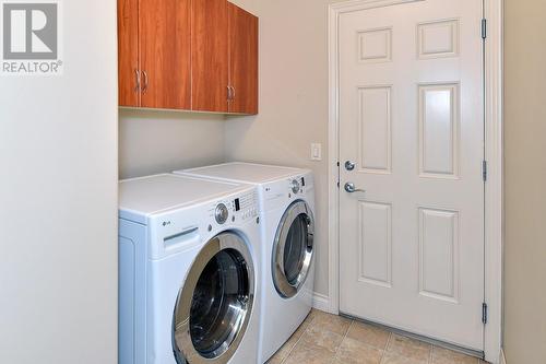 4528 Gallaghers Edgewood Drive, Kelowna, BC - Indoor Photo Showing Laundry Room