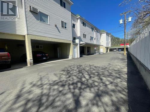 7140 4Th Street Unit# 305, Grand Forks, BC - Outdoor