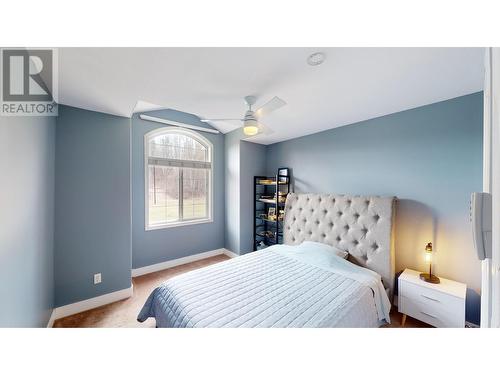 134 Lowe Street, Quesnel, BC - Indoor Photo Showing Bedroom