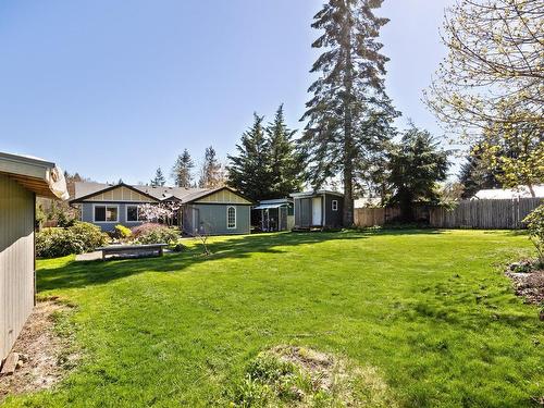 3053 Houlgrave Rd, Courtenay, BC - Outdoor With Backyard