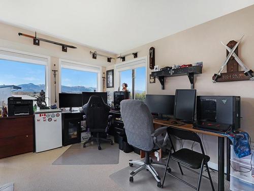 1313 Farquharson Dr, Courtenay, BC - Indoor Photo Showing Office