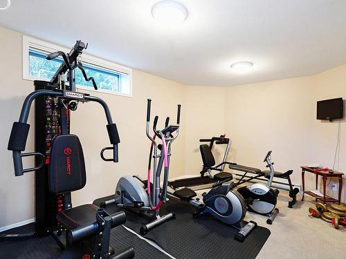 1313 Farquharson Dr, Courtenay, BC - Indoor Photo Showing Gym Room