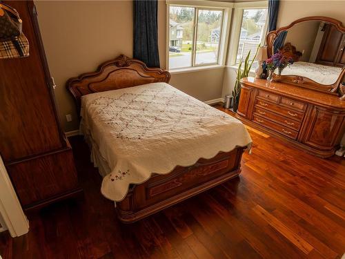 5348 Cascara Dr, Nanaimo, BC - Indoor Photo Showing Bedroom