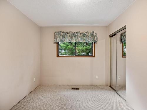 353 Powerhouse Rd, Courtenay, BC - Indoor Photo Showing Other Room