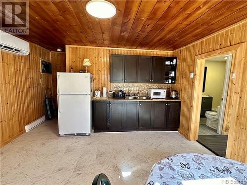 15 Carville Road, Mclaughlin, NB - Indoor Photo Showing Kitchen