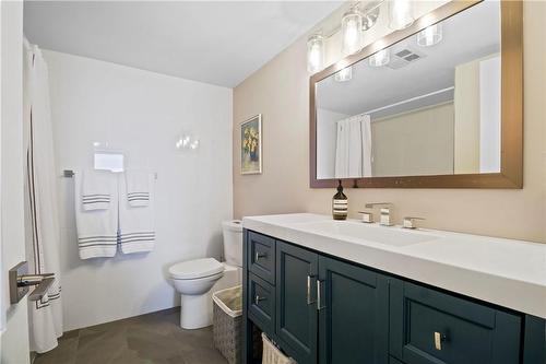 1270 Maple Crossing Boulevard|Unit #1007, Burlington, ON - Indoor Photo Showing Bathroom
