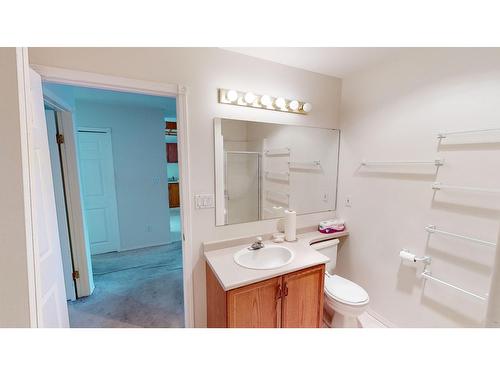 15 - 2375 1St Street S, Cranbrook, BC - Indoor Photo Showing Bathroom