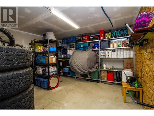 1901 Nels Nelson Crescent Unit# 7203, Revelstoke, BC - Indoor Photo Showing Garage