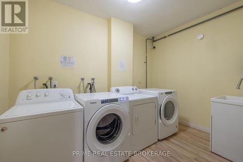 #214 -15 Jacksway Cres, London, ON - Indoor Photo Showing Laundry Room