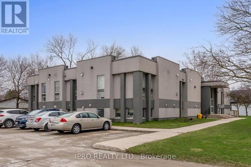 #102 -111 Main St, East Luther Grand Valley, ON - Outdoor With Facade