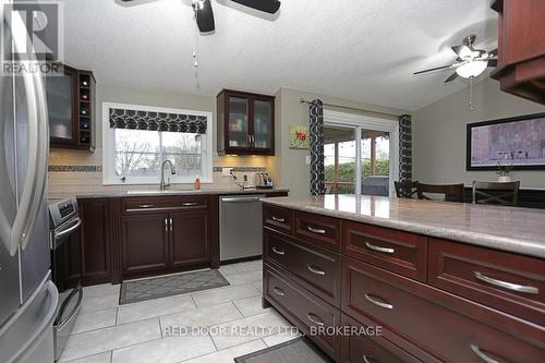 10 Oregon Rd, London, ON - Indoor Photo Showing Kitchen