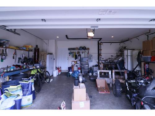 670 Cameron Avenue, Grand Forks, BC - Indoor Photo Showing Garage