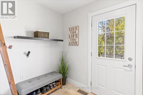 426 5Th Ave E, Owen Sound, ON - Indoor Photo Showing Other Room