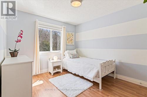 426 5Th Ave E, Owen Sound, ON - Indoor Photo Showing Bedroom