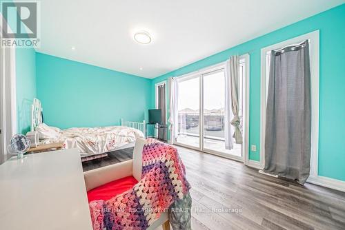 22 Pathfinder Crt, Hamilton, ON - Indoor Photo Showing Bedroom