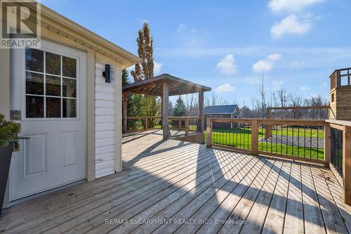 4058 Fly Rd, Lincoln, ON - Outdoor With Deck Patio Veranda With Exterior