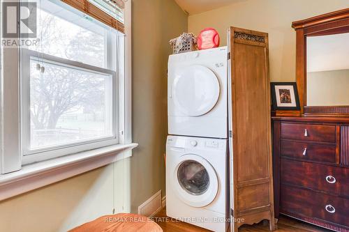 271 Bedford Road, Kitchener, ON - Indoor Photo Showing Laundry Room
