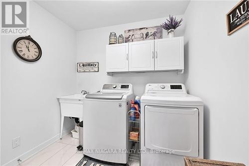 3608 Hibbard St, Fort Erie, ON - Indoor Photo Showing Laundry Room