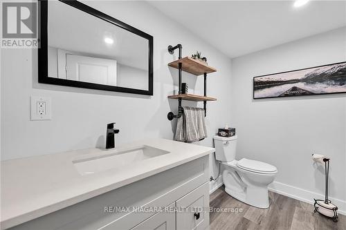 3608 Hibbard St, Fort Erie, ON - Indoor Photo Showing Bathroom