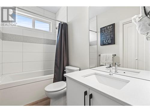 7188 Apex Drive, Vernon, BC - Indoor Photo Showing Bathroom