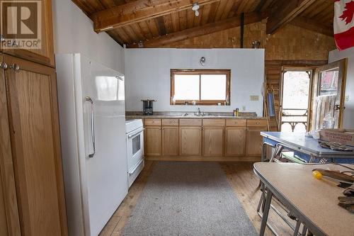 200 Kelly Creek Rd, Goulais River, ON - Indoor Photo Showing Kitchen