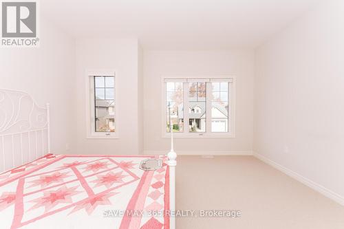 68 - 7536 Lionshead Avenue, Niagara Falls, ON - Indoor Photo Showing Bedroom