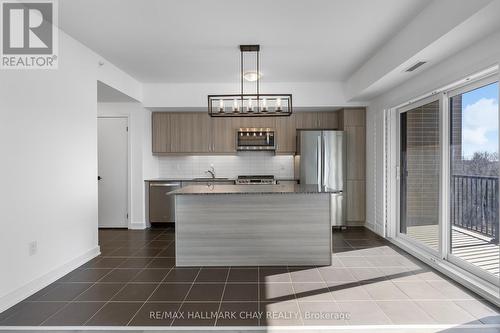 #414 -5 Chef Lane, Barrie, ON - Indoor Photo Showing Kitchen
