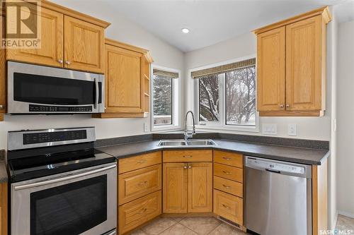 123 Perehudoff Crescent, Saskatoon, SK - Indoor Photo Showing Kitchen With Double Sink