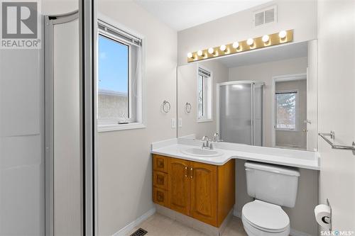 123 Perehudoff Crescent, Saskatoon, SK - Indoor Photo Showing Bathroom