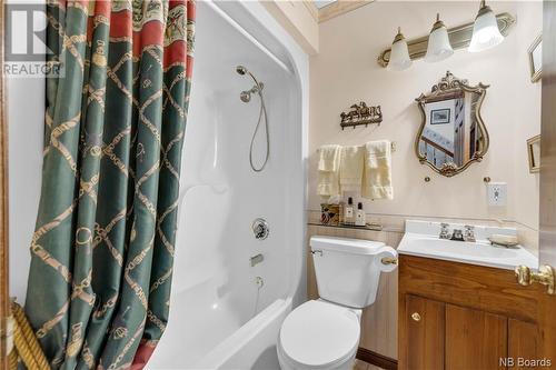 14 Crestwood Lane, Saint Andrews, NB - Indoor Photo Showing Bathroom