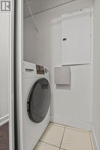 329 - 38 Dan Leckie Way, Toronto, ON - Indoor Photo Showing Laundry Room