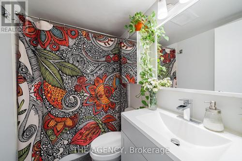#1506 -40 Homewood Ave, Toronto, ON - Indoor Photo Showing Bathroom