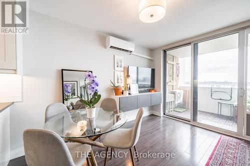 #1506 -40 Homewood Ave, Toronto, ON - Indoor Photo Showing Other Room