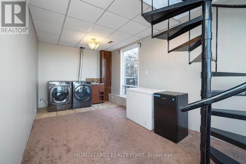 199 Ridgewood Rd, Toronto, ON - Indoor Photo Showing Laundry Room