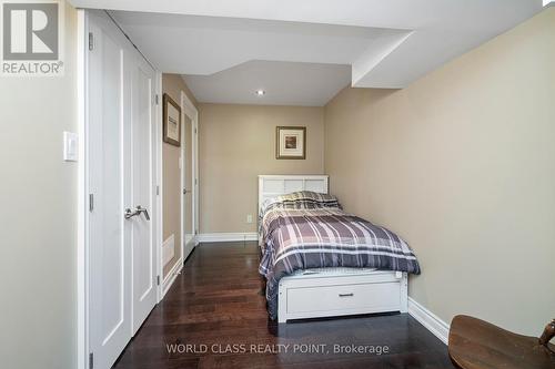 199 Ridgewood Rd, Toronto, ON - Indoor Photo Showing Bedroom